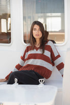Amour Et Naturel-Kiremit V Yaka Oversize Çizgili Kazak-Kazak & Triko-1-Milagron.com