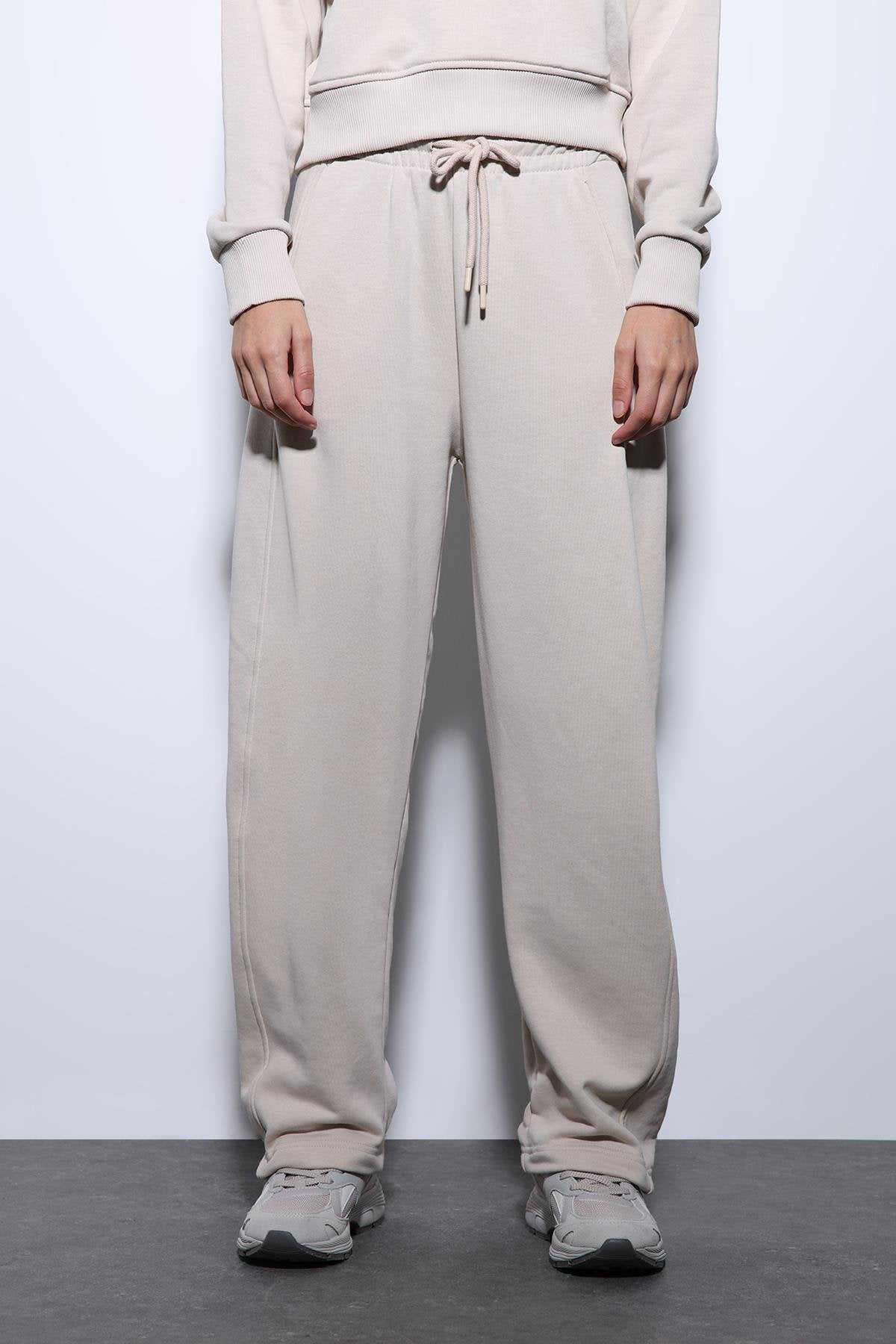 Antioch-Antioch Bej Basic Düz Paça Kadın Eşofman Altı-Eşofman-2-Milagron.com