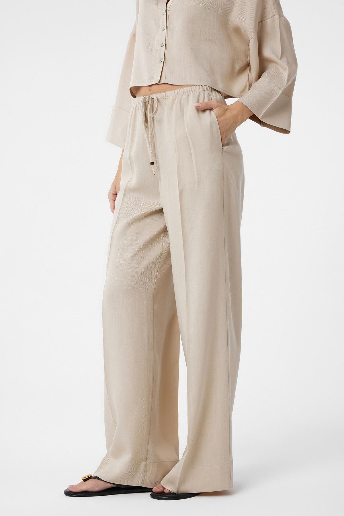 Antioch-Bej Relaxed Kadın Pantolon-Kumaş Pantolon-1-Milagron.com