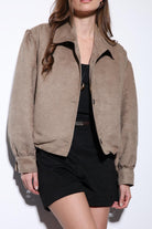 Antioch-Bej Süet Görünümlü Bomber Kadın Ceket-Ceket-4-Milagron.com