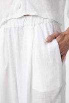 Antioch-Beyaz Şerit Detaylı Kadın Pantolon-Kumaş Pantolon-3-Milagron.com