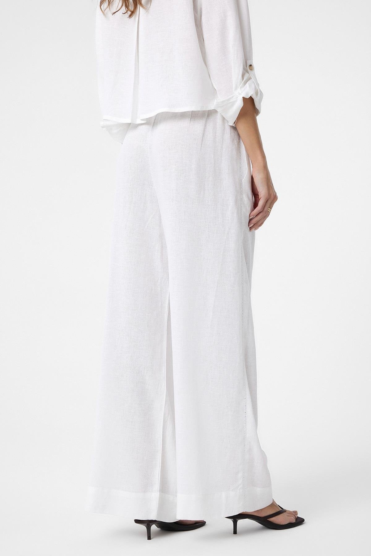 Antioch-Beyaz Şerit Detaylı Kadın Pantolon-Kumaş Pantolon-4-Milagron.com