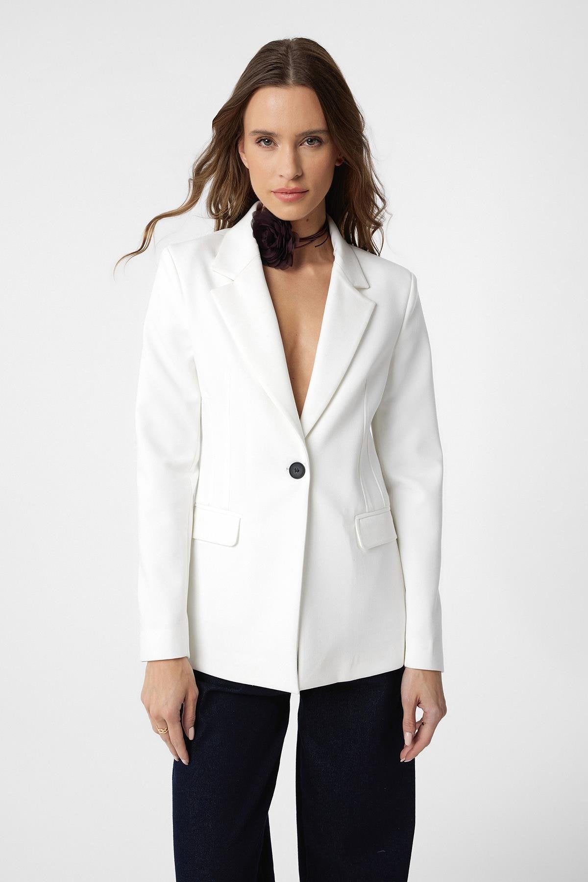 Antioch-Beyaz Vücuda Oturan Kadın Blazer Ceket-Blazer Ceket-1-Milagron.com