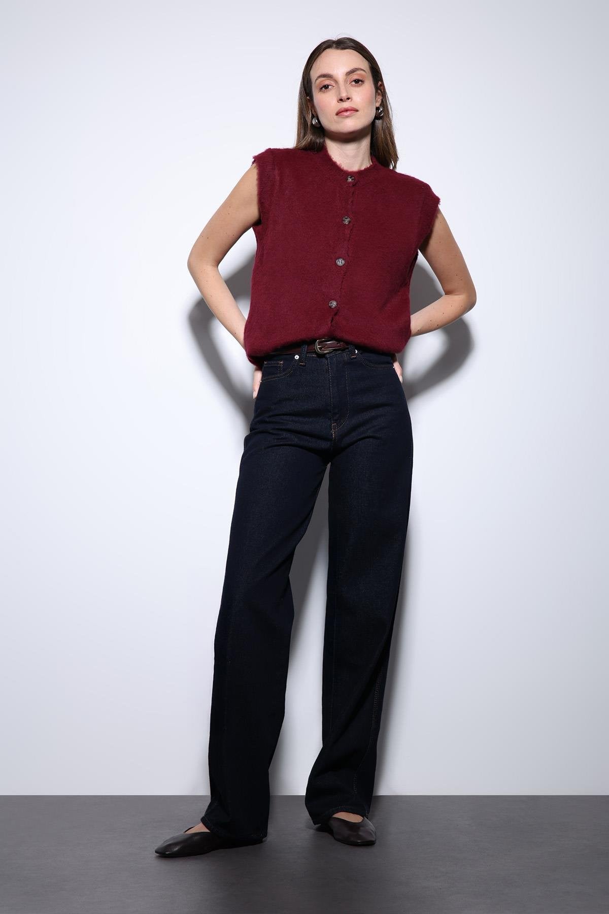 Antioch-Bordo Dokulu Kadın Triko Yelek-Yelek-5-Milagron.com