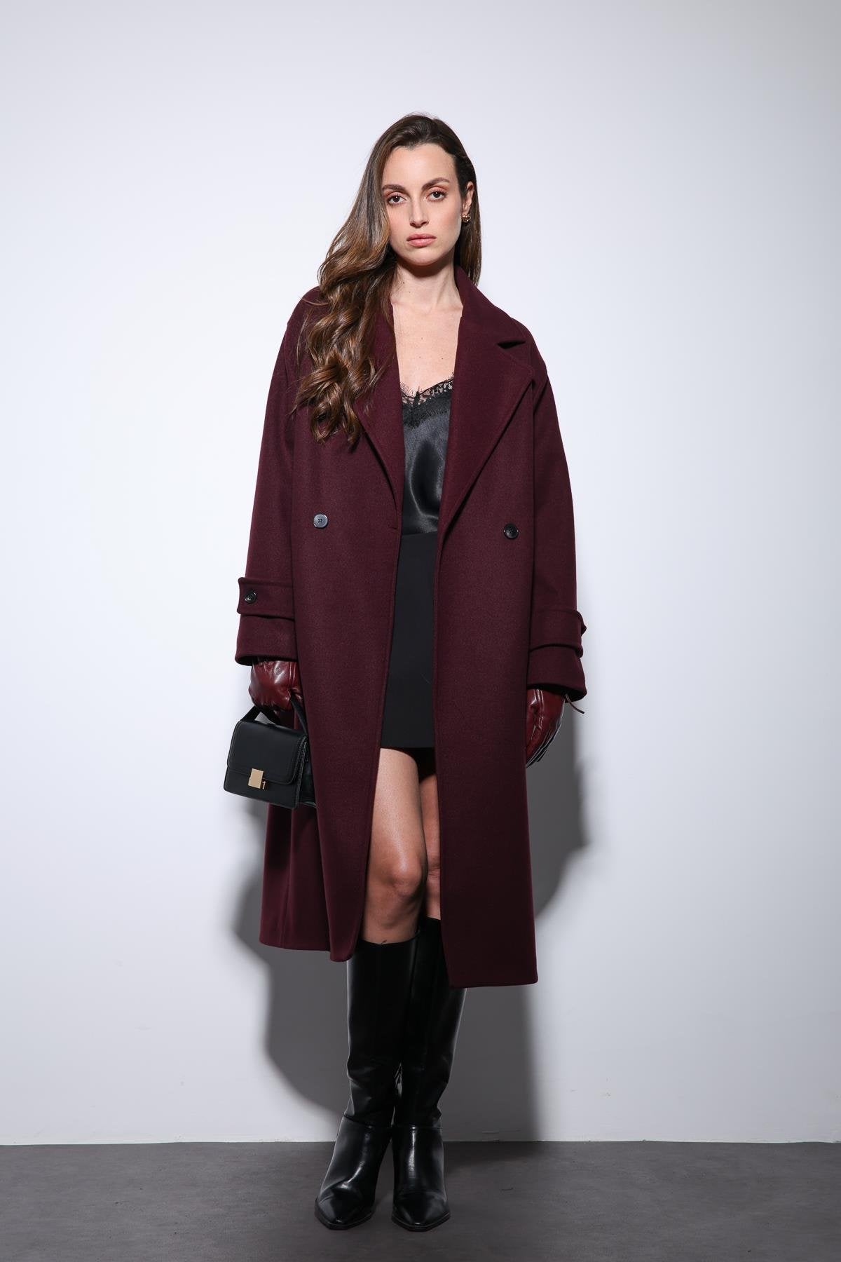 Antioch-Bordo Kadın Yumuşak Dokulu Oversize Kruvaze Kaban-Kaban-1-Milagron.com