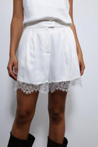 Antioch-Ekru Dantel Detaylı Saten şort-Şort-5-Milagron.com
