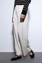 Antioch-Ekru Pileli Palazzo Kadın Pantolon-Kumaş Pantolon-3-Milagron.com