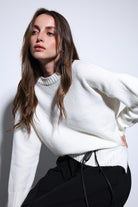 Antioch-Antioch Ekru Yırtmaç Detaylı Kadın Kazak-Kazak-6-Milagron.com