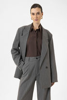 Antioch-Gri Kadın Çizgili Oversize Blazer Ceket-Ceket-2-Milagron.com