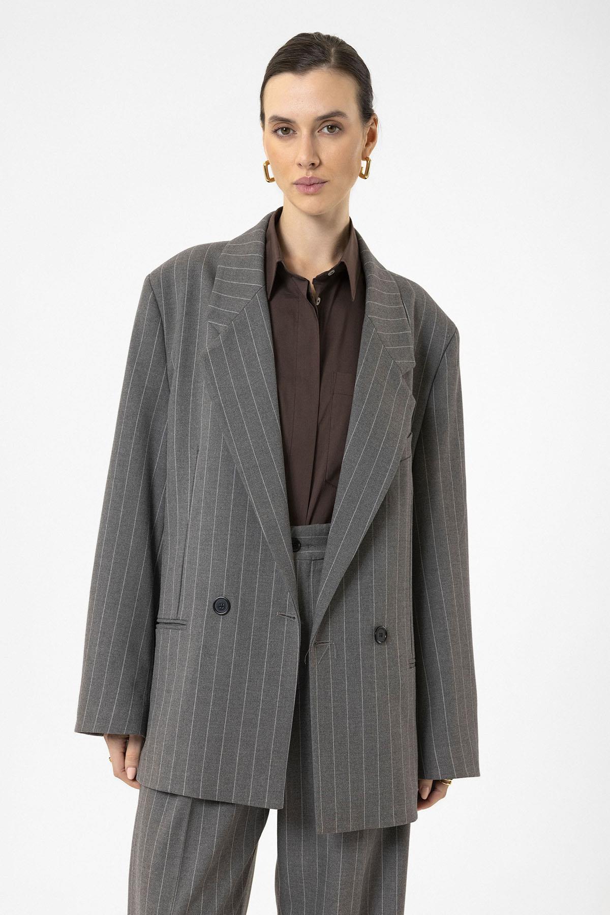 Antioch-Gri Kadın Çizgili Oversize Blazer Ceket-Ceket-5-Milagron.com