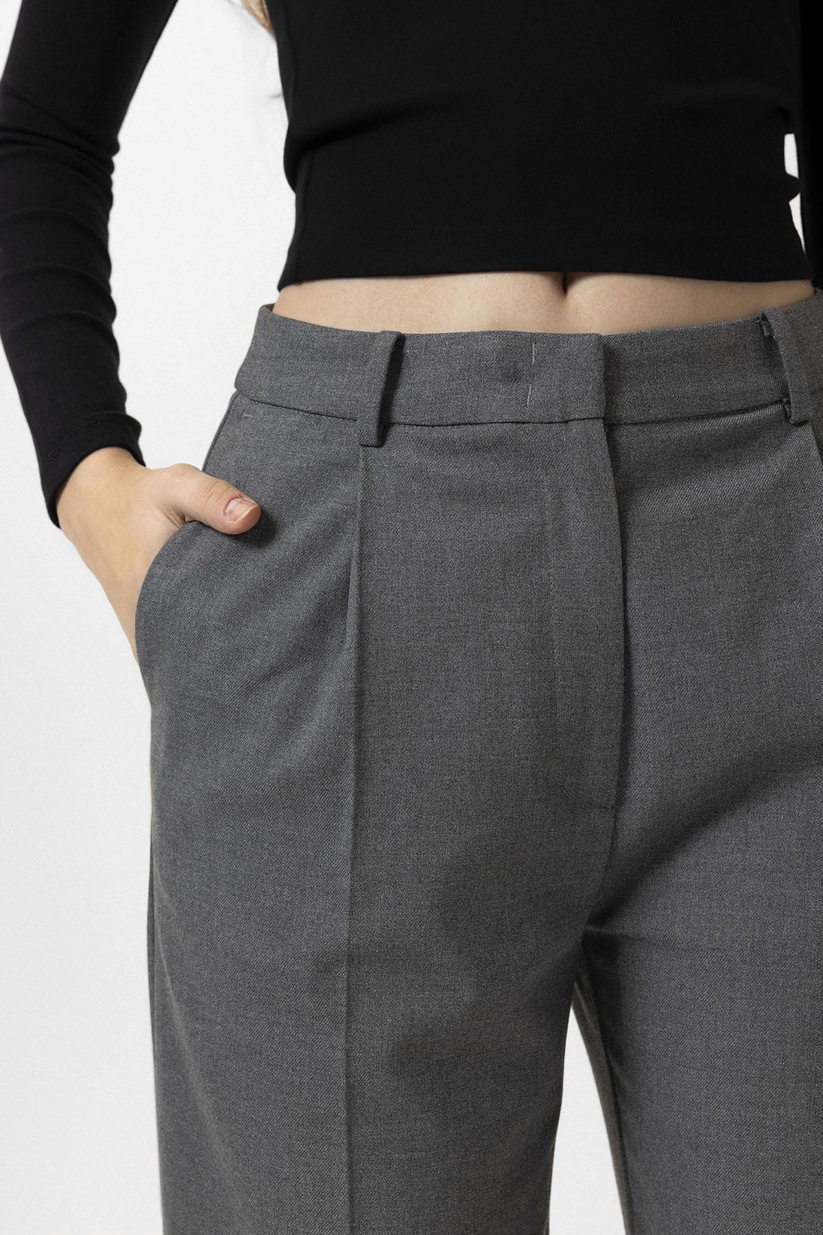 Antioch-Gri Kadın Yüksek Bel Pileli Pantolon-Kumaş Pantolon-4-Milagron.com