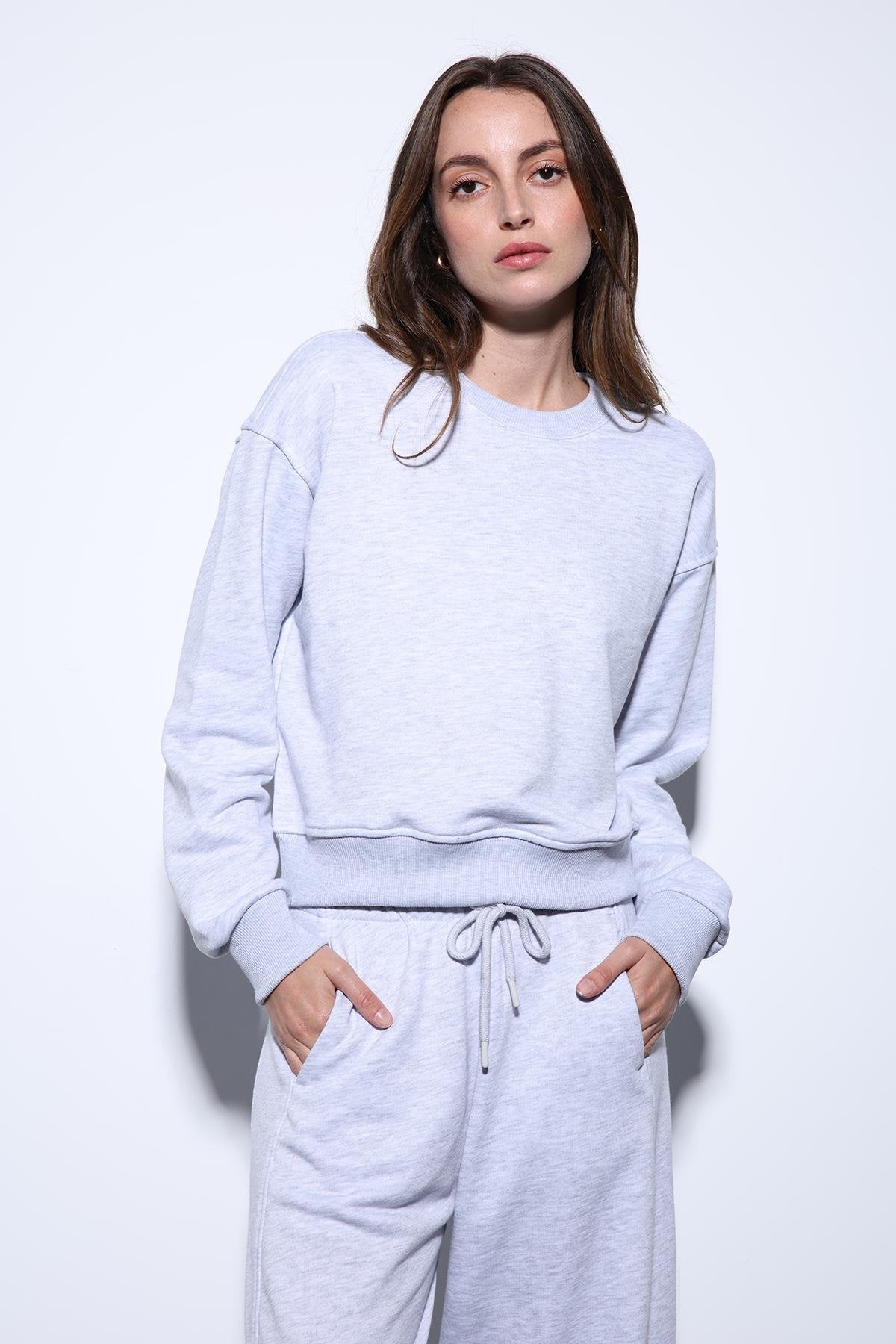 Antioch-Antioch Gri Melanj Basic Kadın Sweatshirt-Sweatshirt-1-Milagron.com