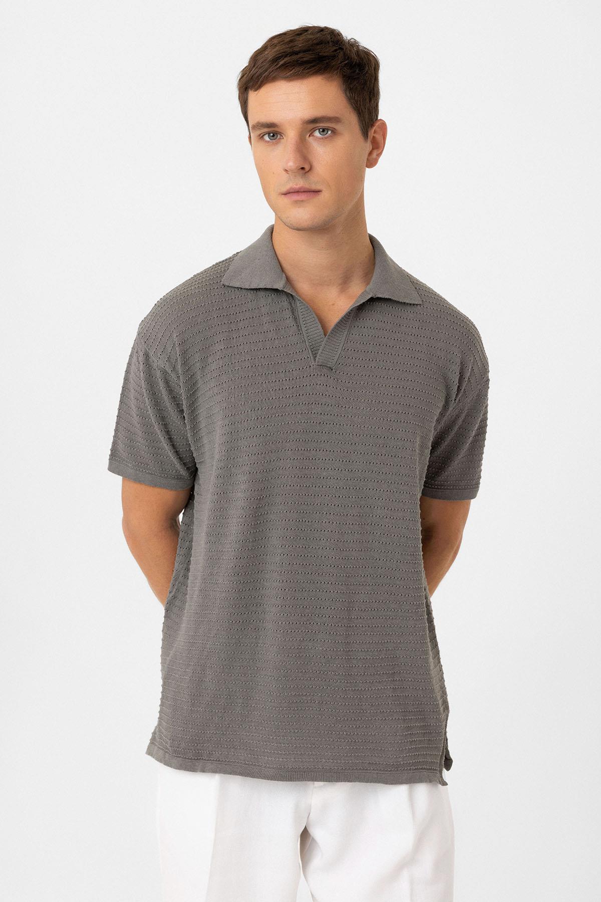 Antioch-Gri Polo Yaka Dokulu Erkek Triko T Shirt-T-Shirts-1-Milagron.com