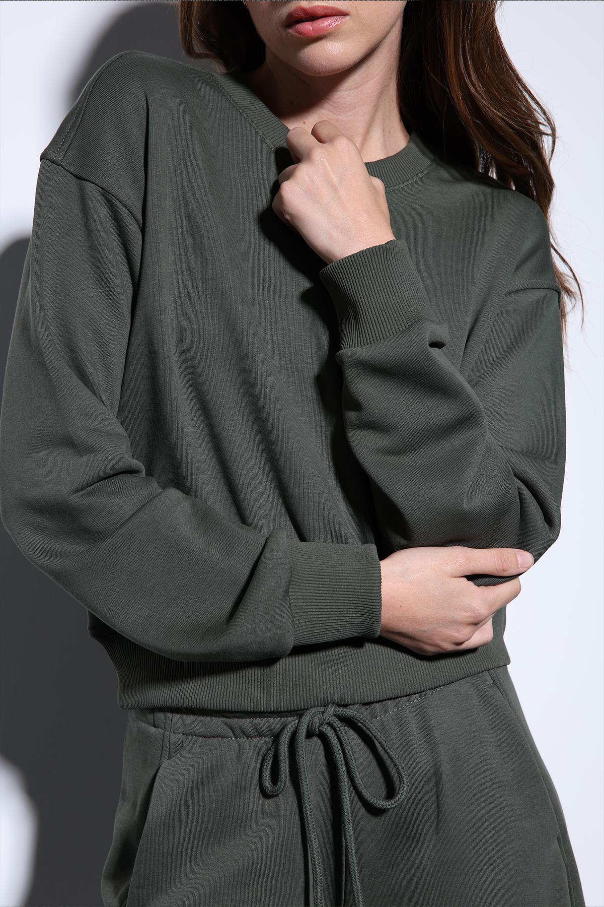 Antioch-Antioch Haki Basic Kadın Sweatshirt-Sweatshirt-3-Milagron.com