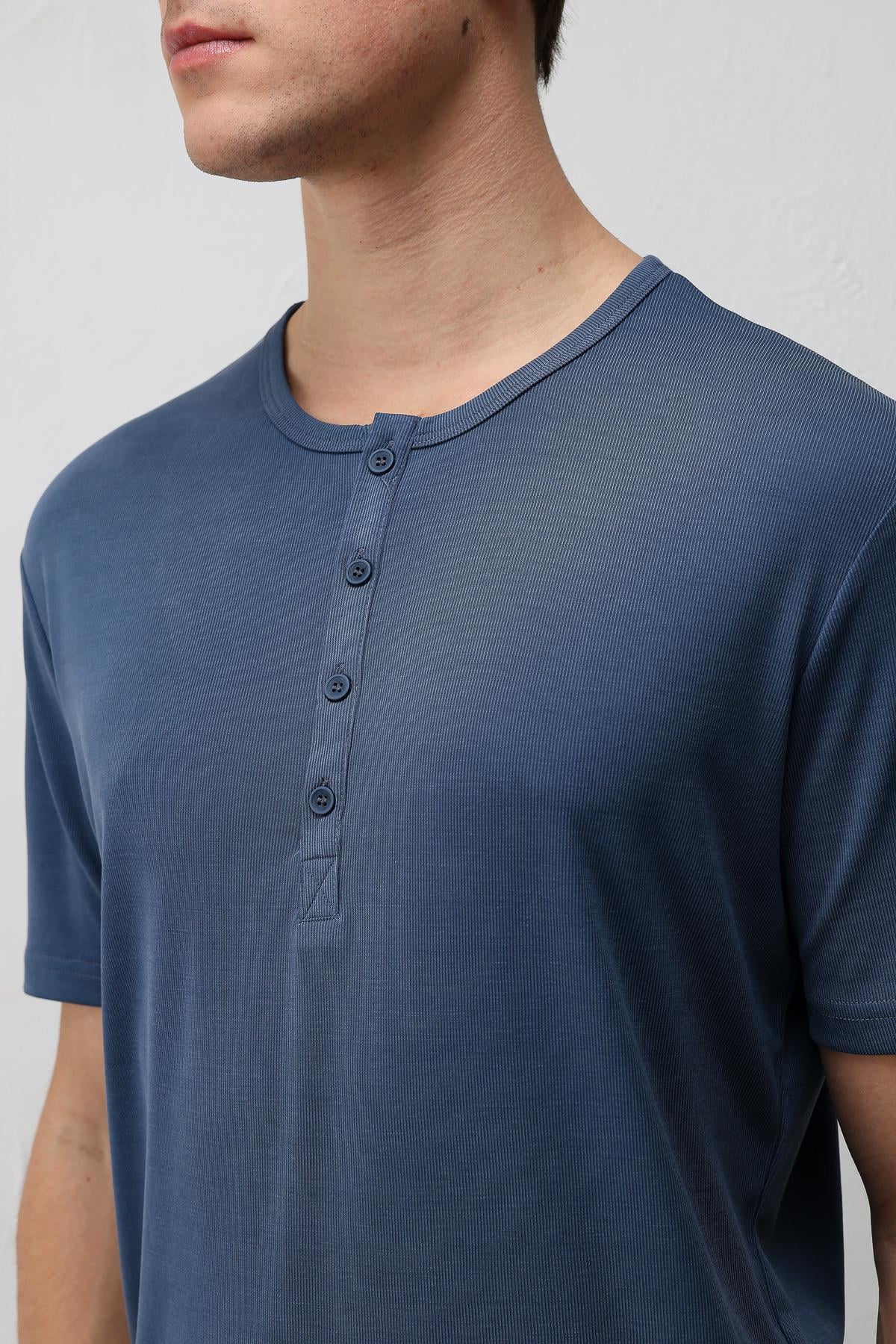 Antioch İNdigo Düğmeli Yaka Erkek T-Shirt