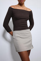 Antioch-Kahve Açık Omuz Detaylı Top-Top-4-Milagron.com