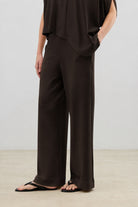 Antioch Kahve Asimetrik Kesim Dökümlü Kadın Takım