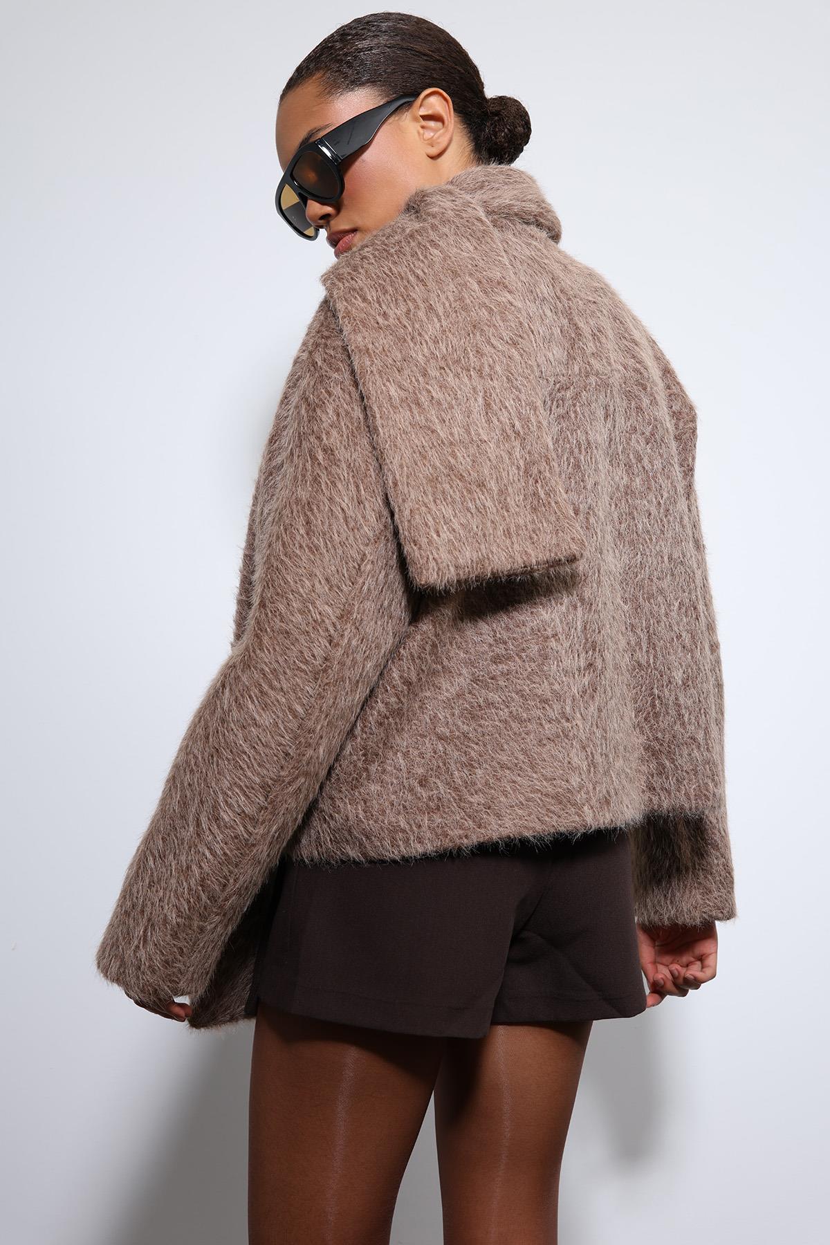 Antioch-Kahve Atkı Yaka Suni Kürklü Kaban-Kaban-7-Milagron.com