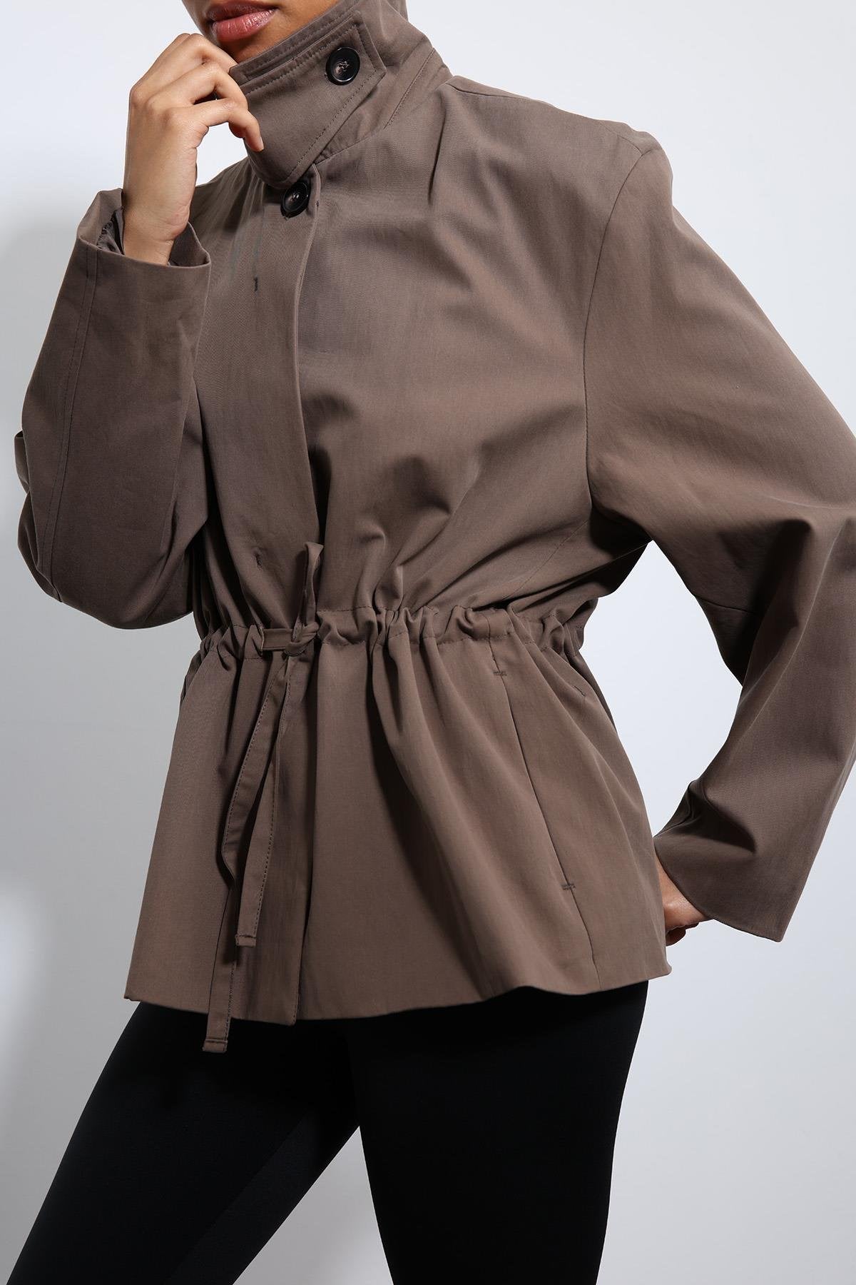 Antioch-Kahve Ayarlanabilir Bele Sahip Kısa Trençkot-Trençkot-3-Milagron.com