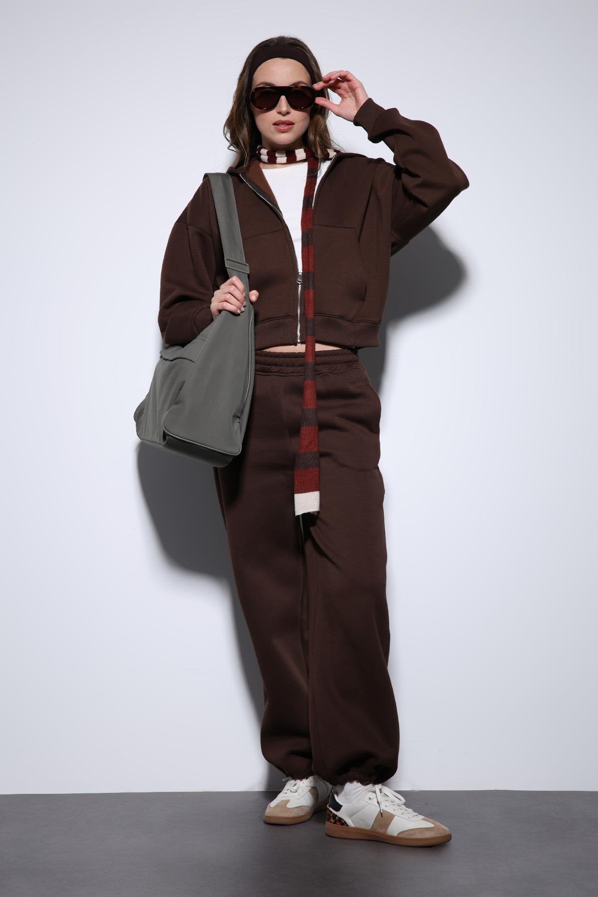 Antioch-Kahve Basic Ayarlanabilir Paça Kadın Eşofman Altı-Eşofman-1-Milagron.com