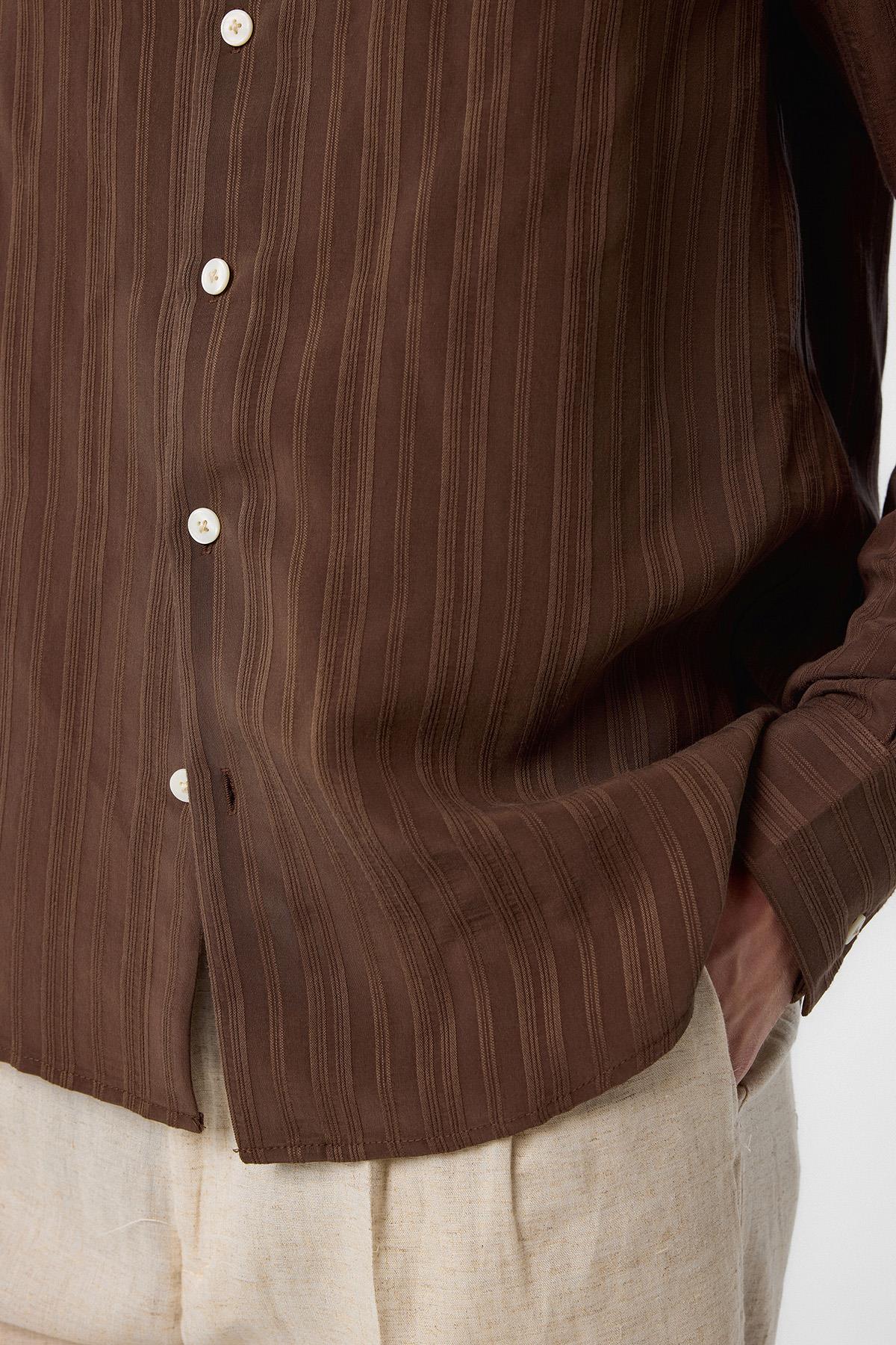 Antioch-Kahve Çizgili Ve Dokulu Erkek Gömlek-Gömlek-4-Milagron.com