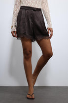 Antioch-Kahve Dantel Detaylı Saten şort-Şort-2-Milagron.com