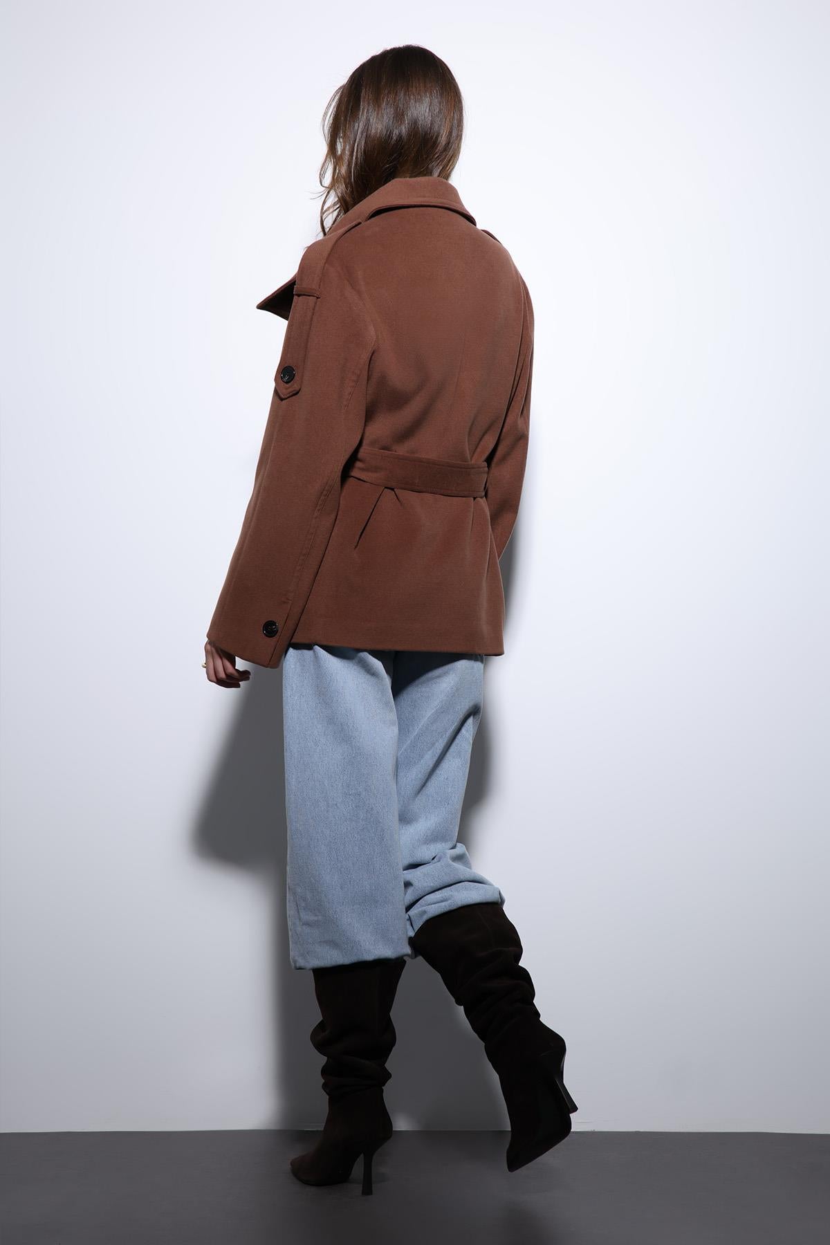 Antioch-Kahve Dik Yaka Kruvaze Kadın Kaban-Kaban-7-Milagron.com