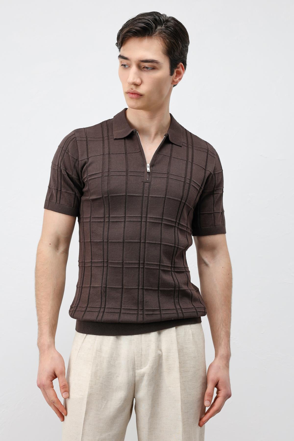 Antioch Kahve Kareli Desenli Erkek Triko T-Shirt