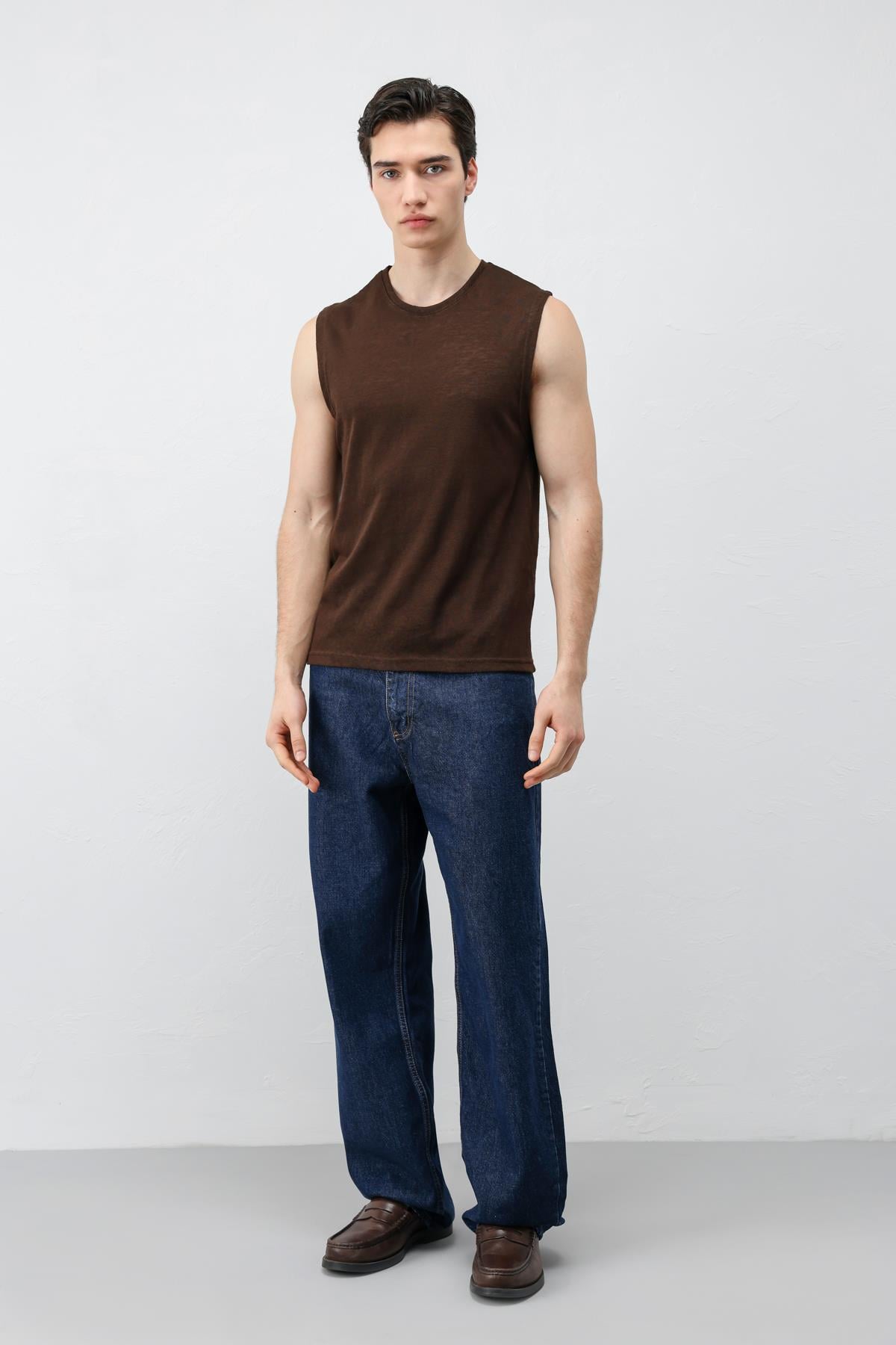 Antioch Kahve Kolsuz Erkek T-Shirt