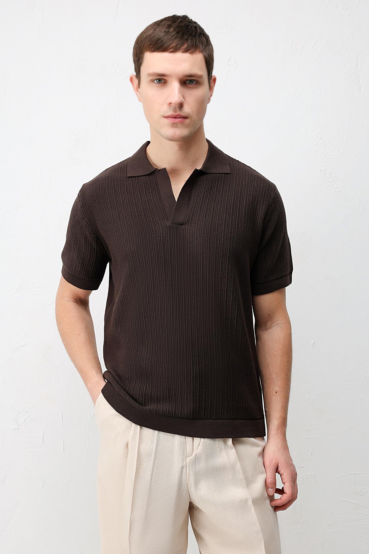 Antioch Kahve Premium Dokulu Erkek Triko T-Shirt