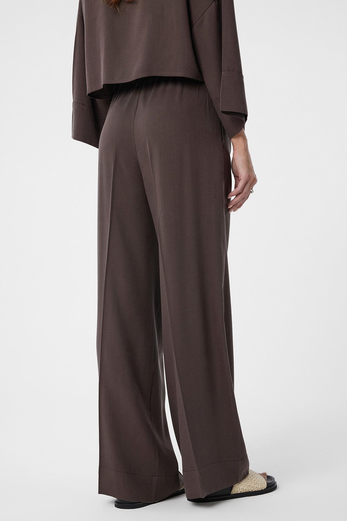 Antioch-Kahve Relaxed Kadın Pantolon-Kumaş Pantolon-4-Milagron.com