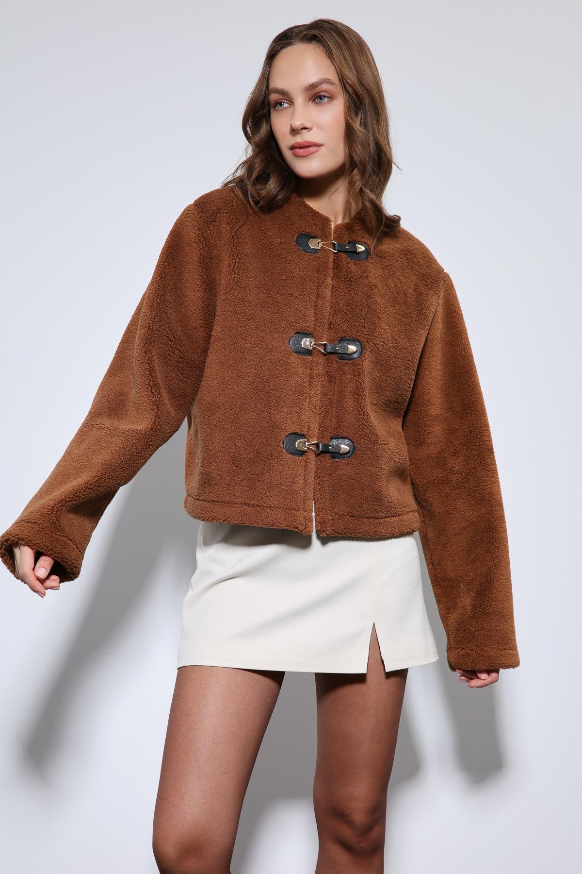 Antioch-Kahve Süslü Düğmeli Suni Kürk Ceket-Ceket-2-Milagron.com