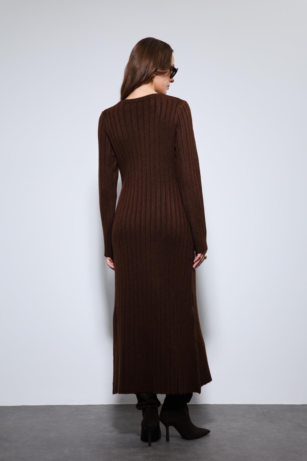 Antioch-Kahve Yırtmaç Detaylı Triko Elbise-Elbise-12-Milagron.com