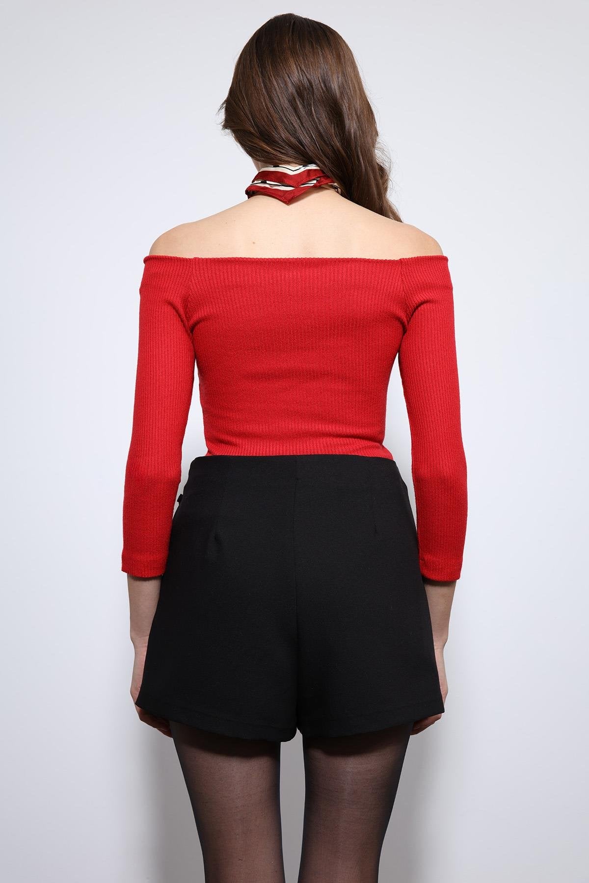 Antioch-Kırmızı Açık Omuz Detaylı Top-Top-6-Milagron.com