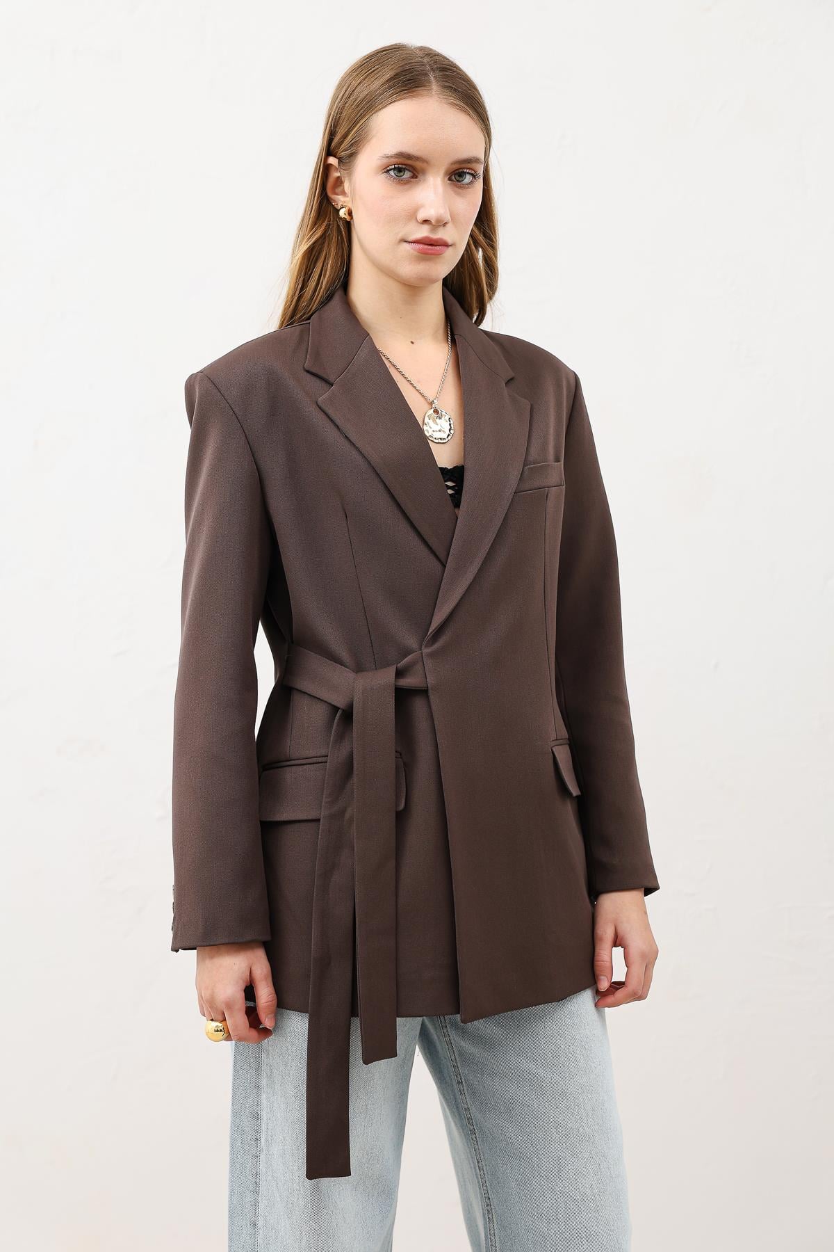 Antioch Koyu Kahve Kuşaklı Kadın Blazer