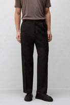 Antioch Koyu Kahve Pileli Relaxed Fit Erkek Pantolon