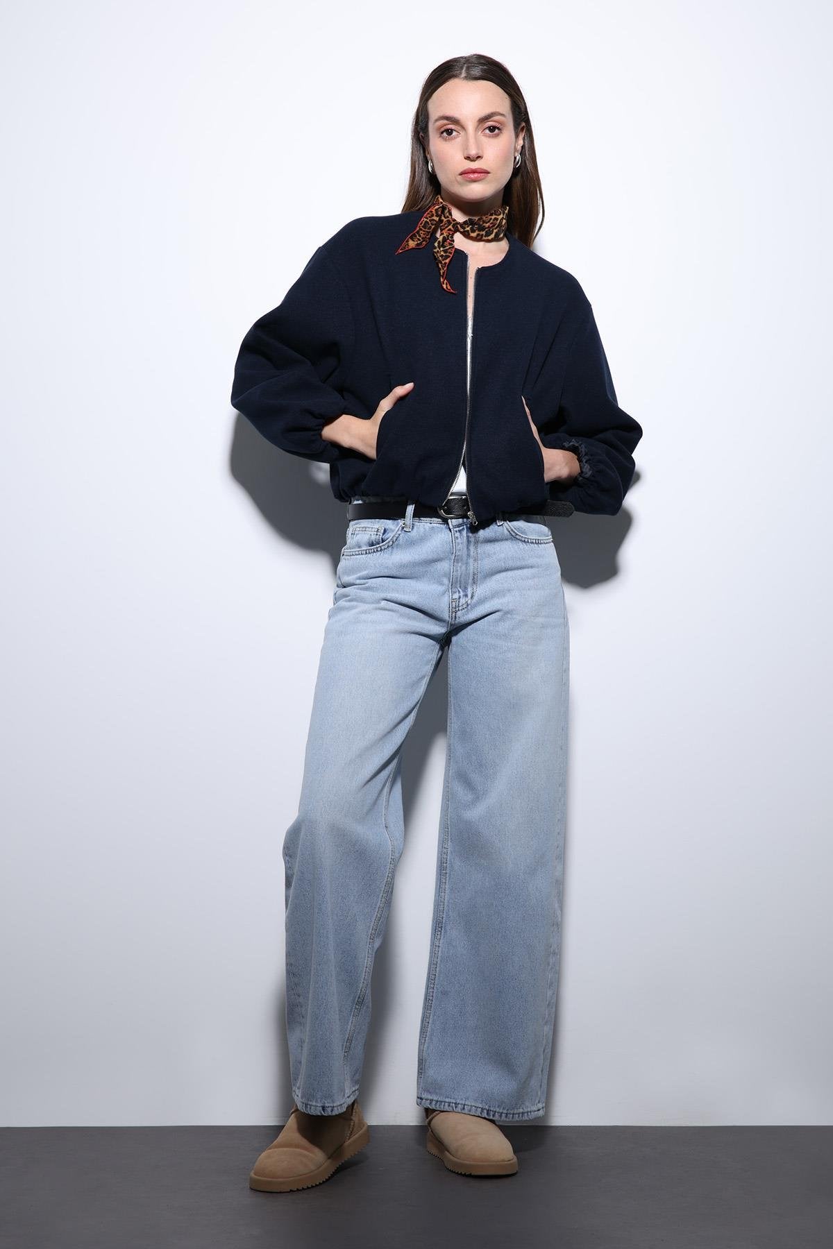 Antioch-Lacivert Bel Lastikli Crop Kadın Mont-Mont-3-Milagron.com