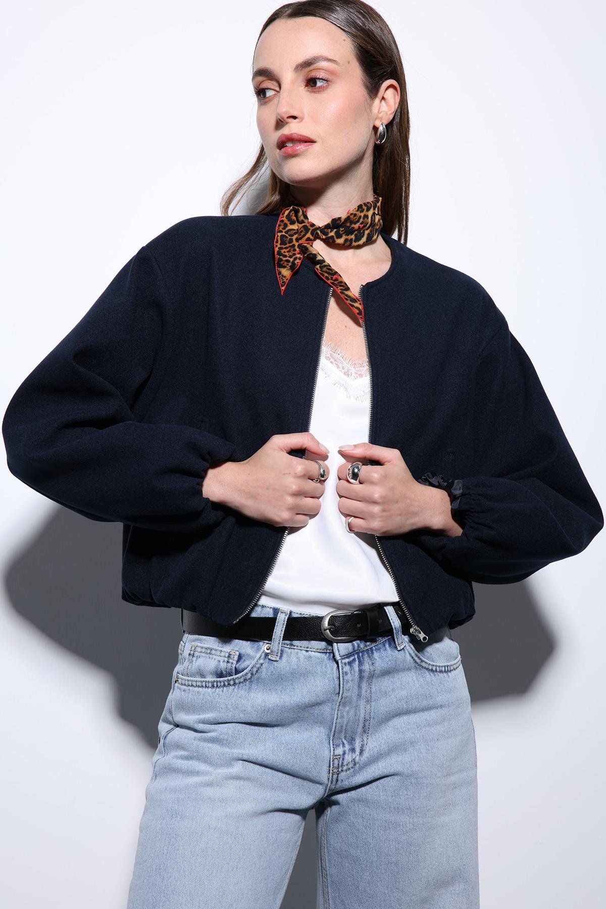 Antioch-Lacivert Bel Lastikli Crop Kadın Mont-Mont-5-Milagron.com