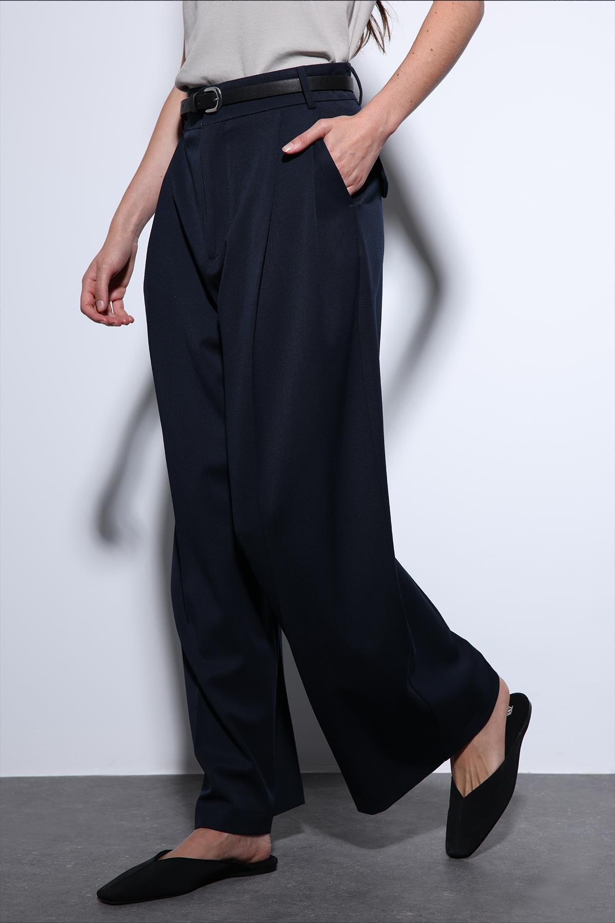 Antioch-Lacivert Pileli Palazzo Kadın Pantolon-Kumaş Pantolon-2-Milagron.com