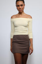 Antioch-Sarı Açık Omuz Detaylı Top-Top-4-Milagron.com