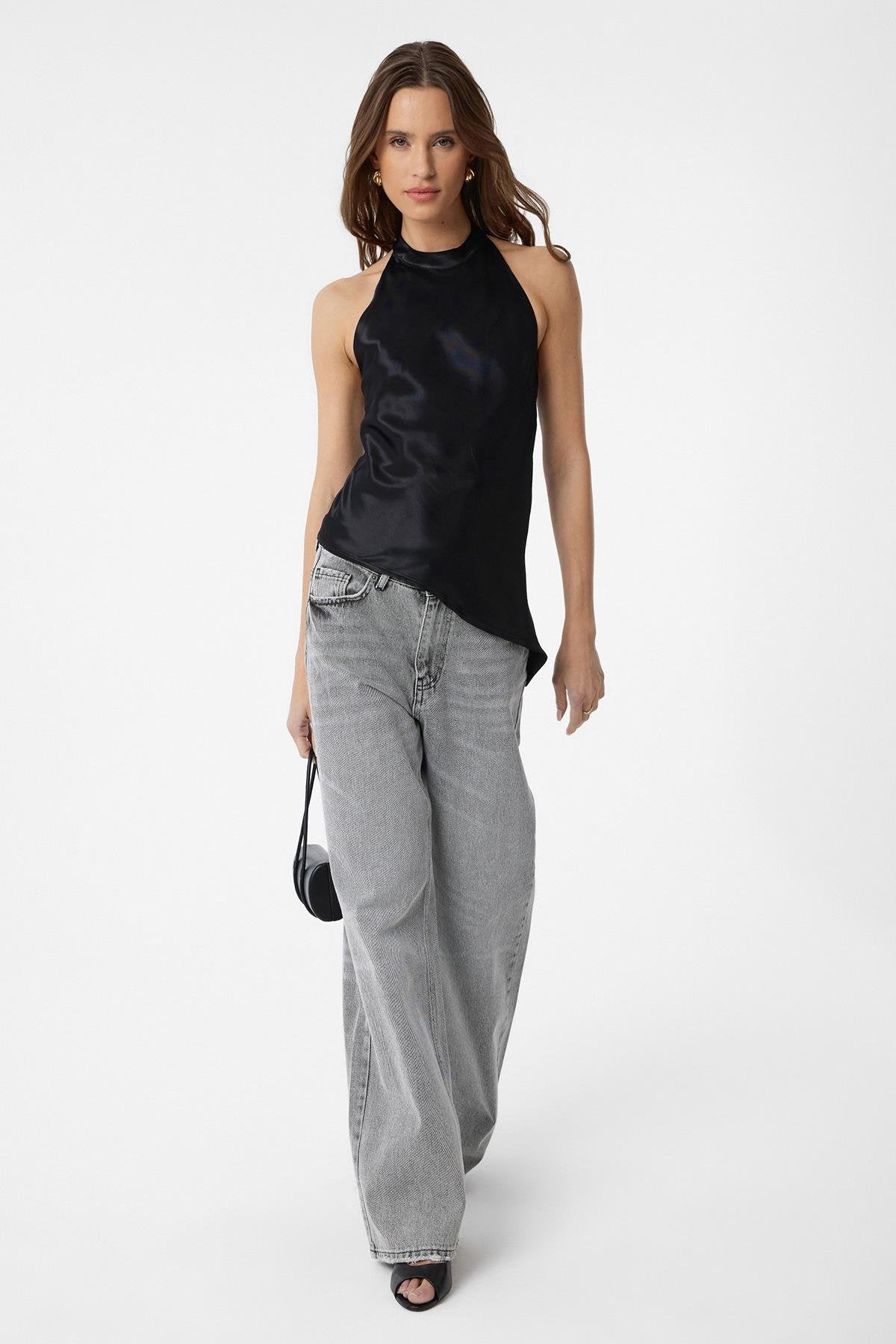 Antioch-Siyah Asimetrik Saten Sırt Dekolteli Kadın Top-Top-2-Milagron.com