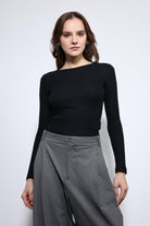 Antioch-Siyah Basic Uzun Kollu T Shirt-T-Shirt-1-Milagron.com