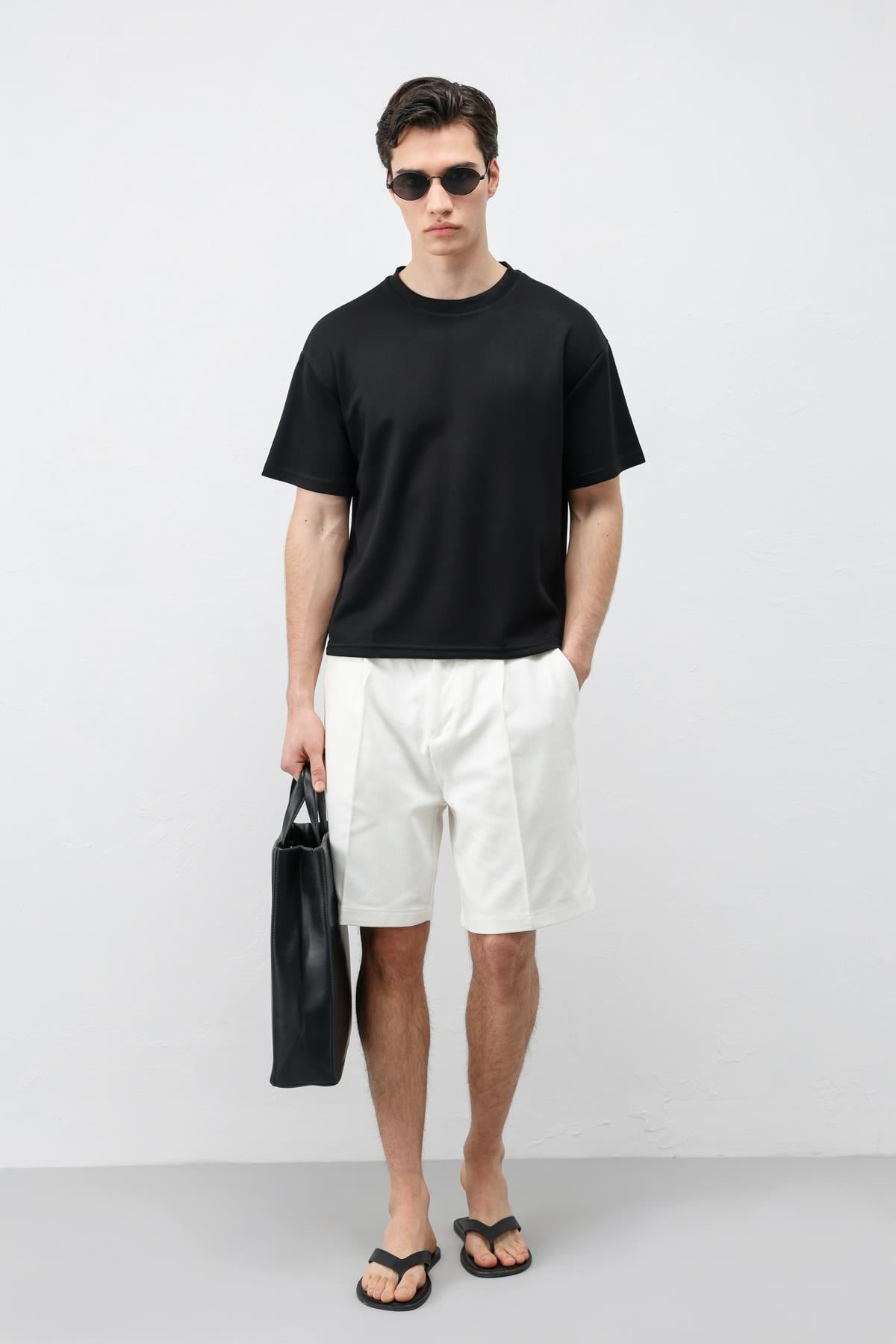 Antioch Siyah Crop Fit Erkek T-Shirt