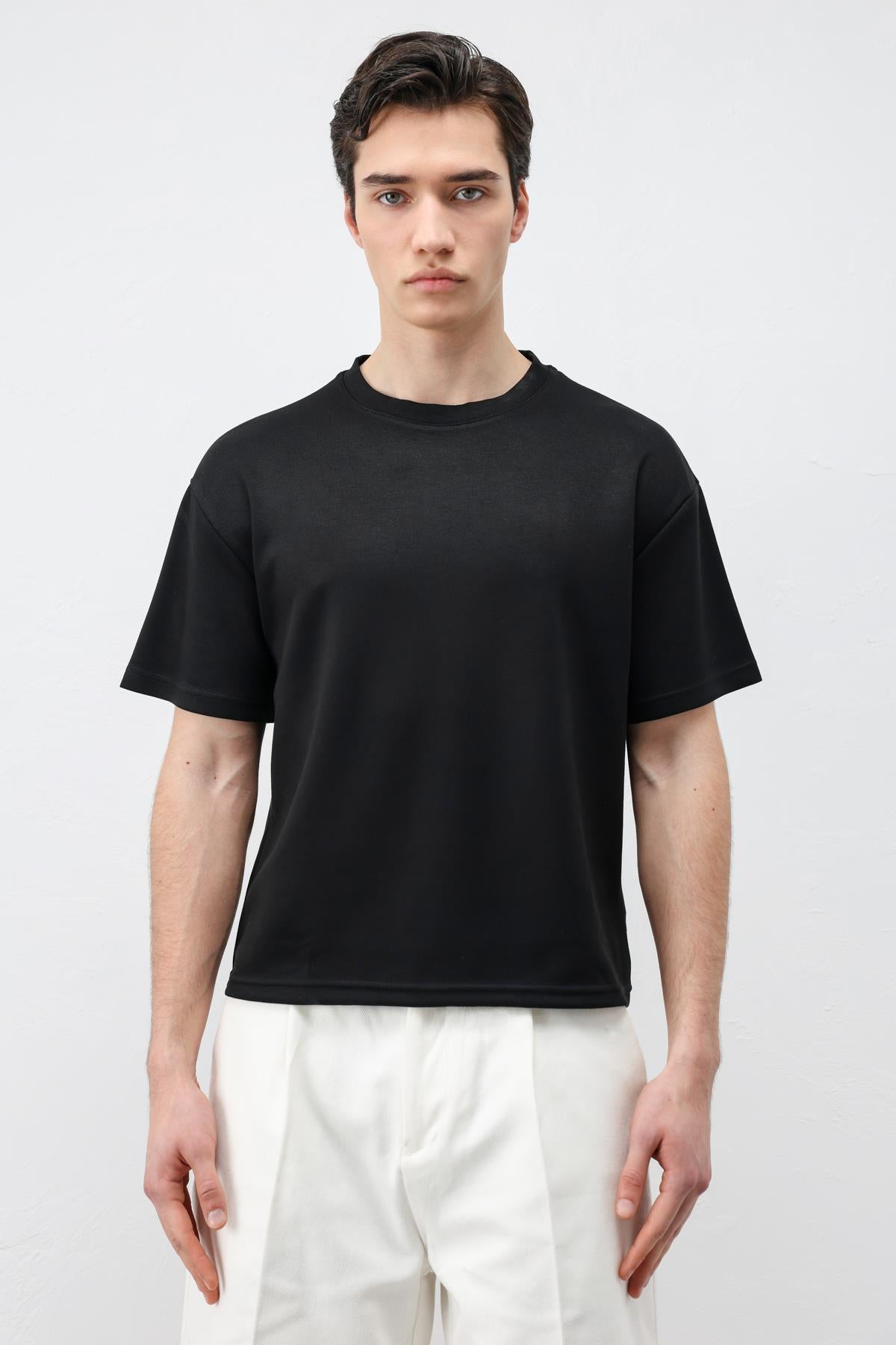 Antioch Siyah Crop Fit Erkek T-Shirt