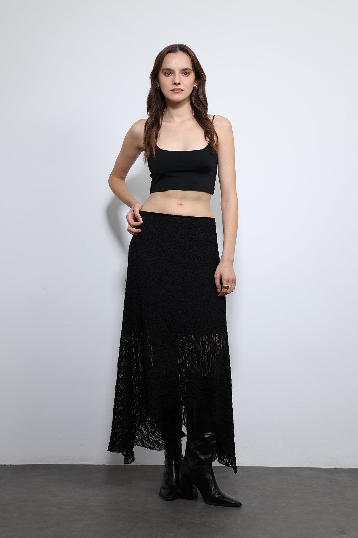 Antioch-Siyah Dantel Midi Etek-Etek-1-Milagron.com