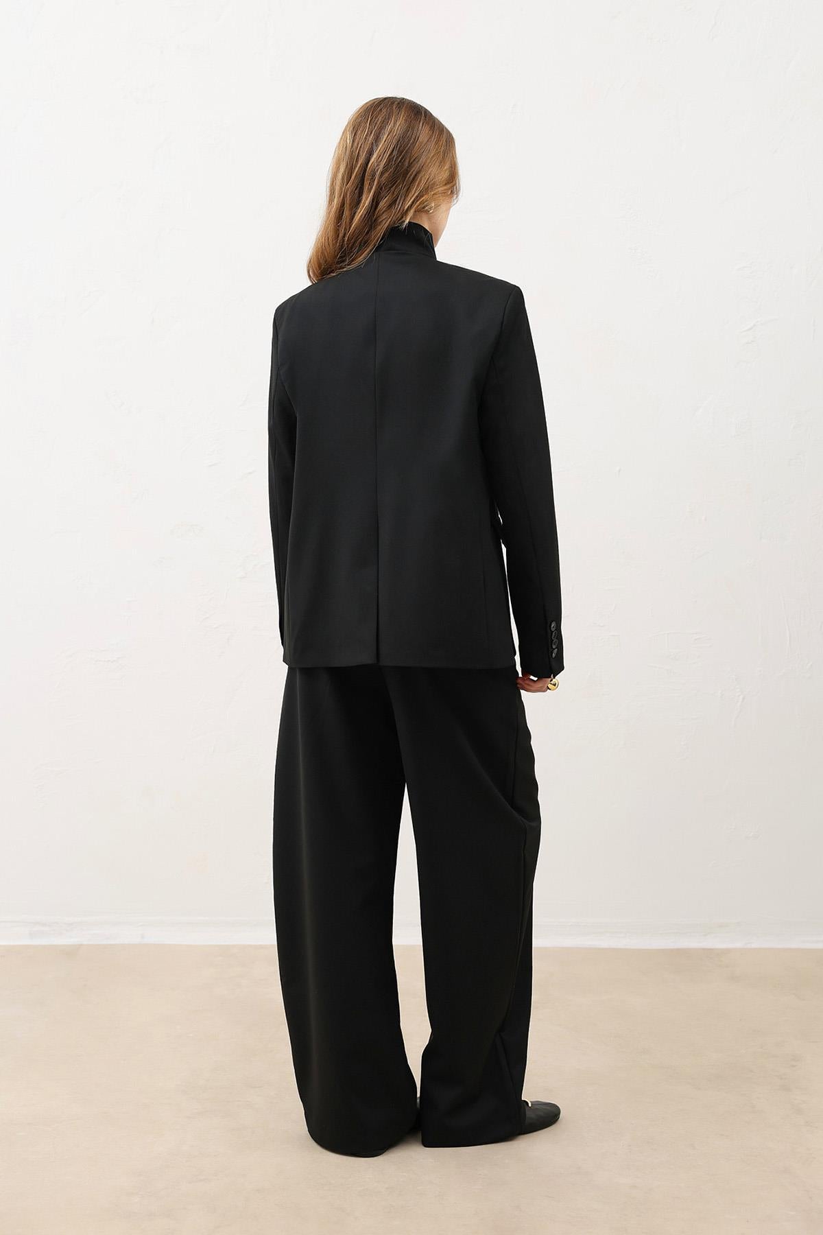 Antioch Siyah Dik Yaka Kadın Blazer Ceket