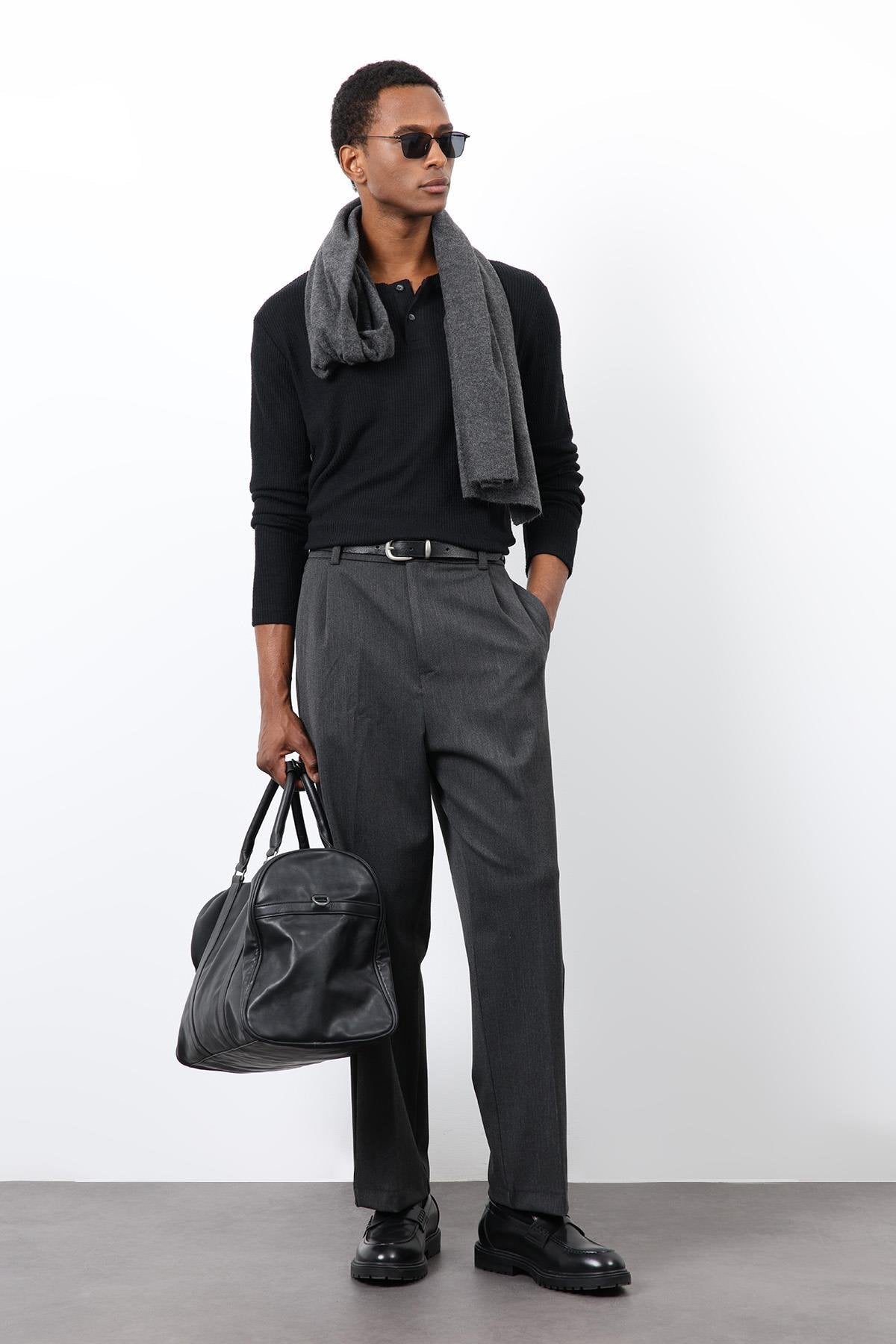 Antioch-Siyah Fitilli Düğmeli Yaka T Shirt-T-Shirt-1-Milagron.com