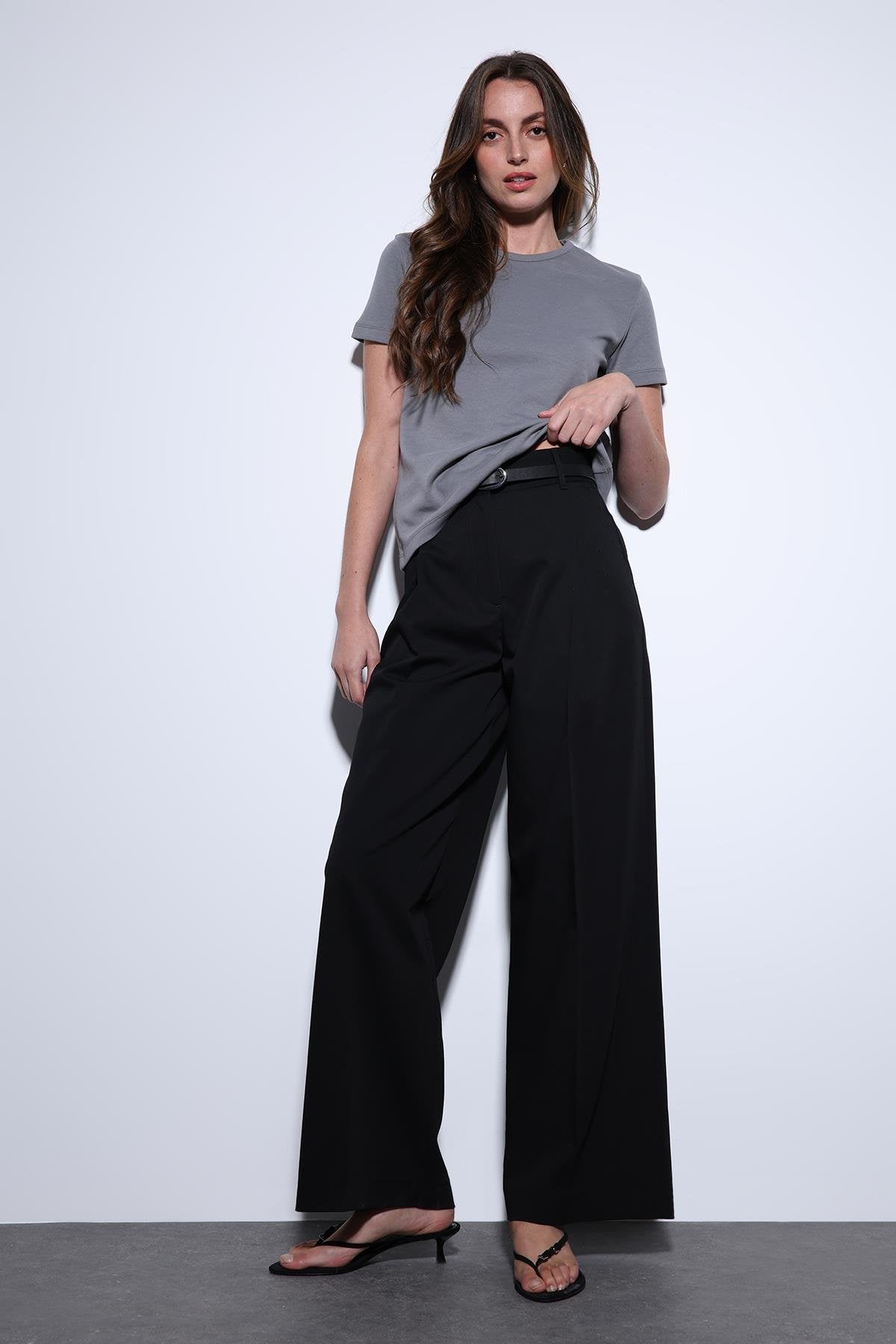 Antioch-Antioch Siyah Geniş Paça Kadın Pantolon-Kumaş Pantolon-1-Milagron.com