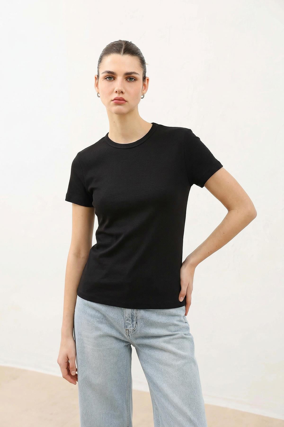 Antioch Siyah Kadın Basic T-Shirt