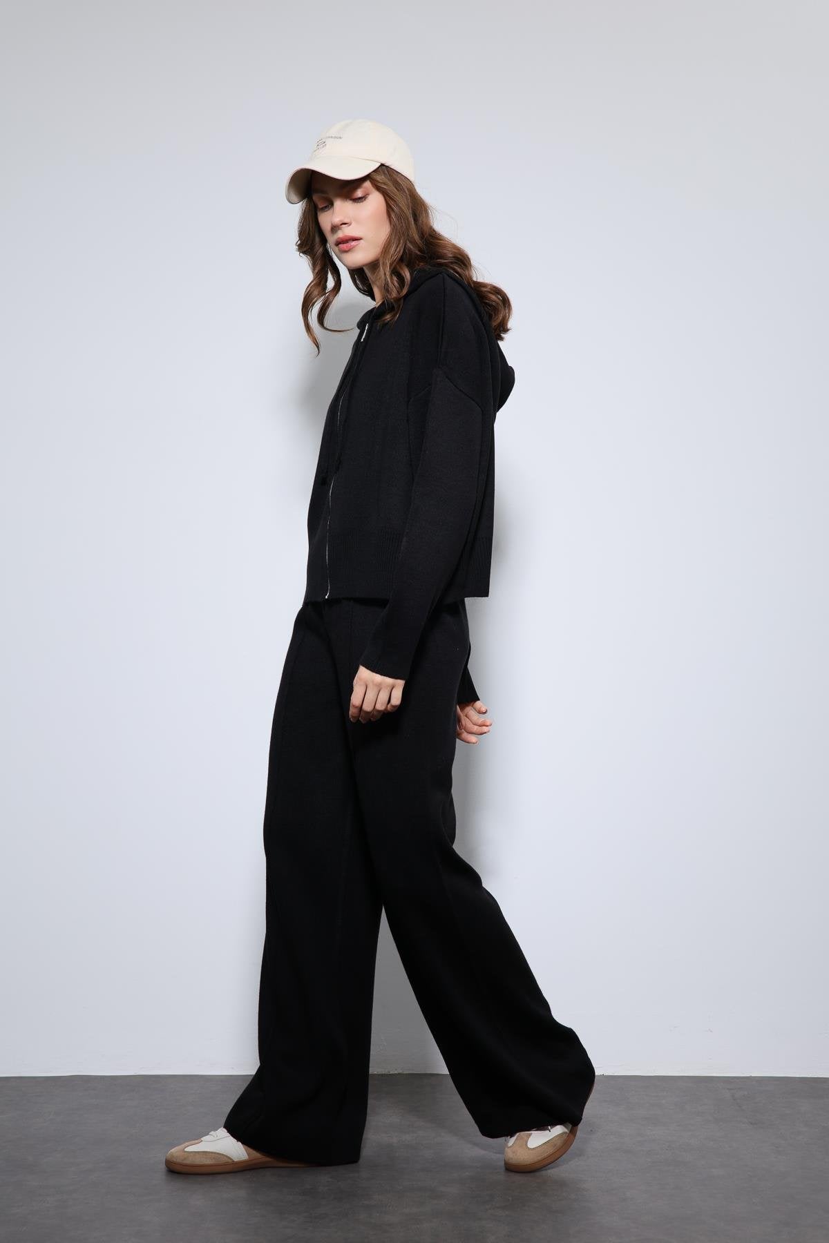 Antioch-Siyah Kapüşonlu üst Ve Geniş Paça Triko Takım-Alt - Üst Takım-2-Milagron.com